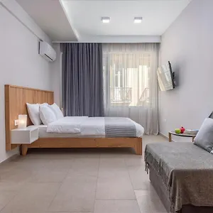 Apartament Your Level, Salonic
