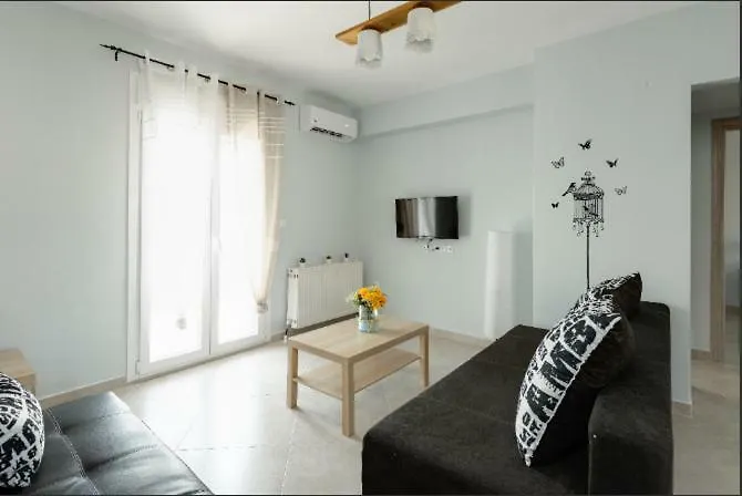 Bright Spacious Two-Bedroom Apartment Salonic 0*,