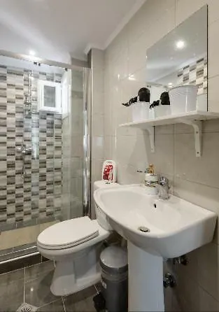 Bright Spacious Two-Bedroom Apartment Salonic 0*,  Grecia